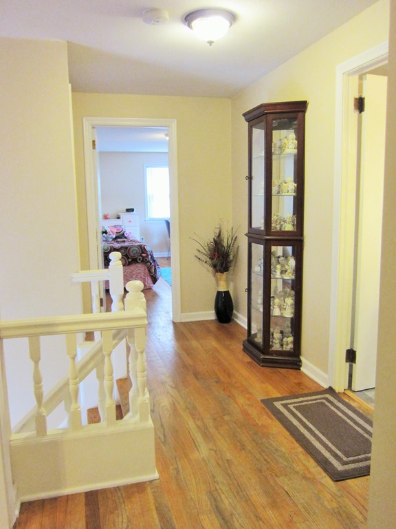 16 Edgewater Road Agawam, MA 01001 - Photo 14 of 26 Gallery Image 14
