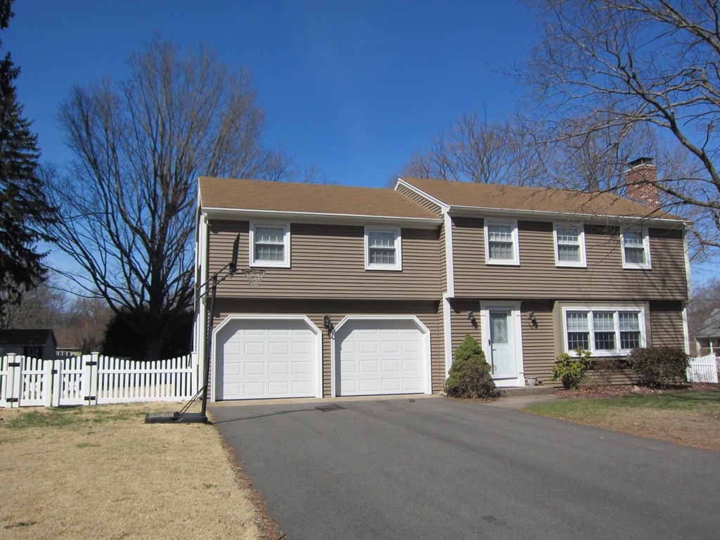 16 Edgewater Road Agawam, MA 01001 - Photo 26 of 26 Gallery Image 26