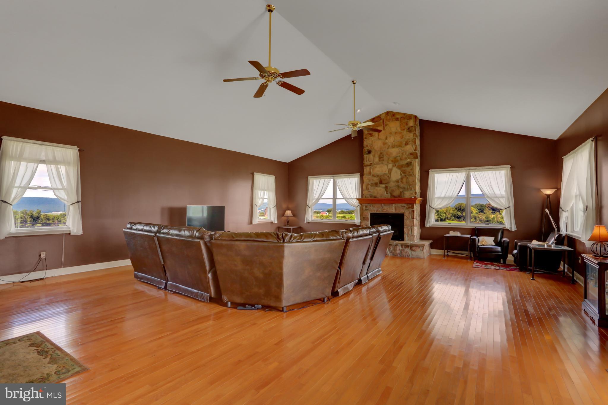 98 Spangler Road Halifax, PA 17032 - Photo 7 of 38