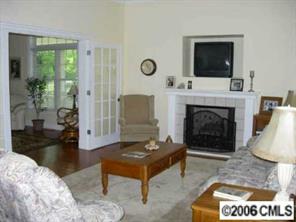10221 Withers Road Charlotte, NC 28278 - Photo 6 of 7 Gallery Image 6