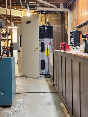 $364,999 | 184 Old Greene Road, Lewiston, ME 04240