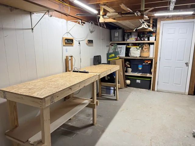 $364,999 | 184 Old Greene Road, Lewiston, ME 04240