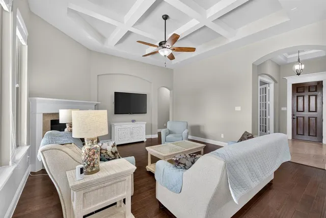 $635,000 | 710 Sunflower Avenue, Argyle, TX 76226