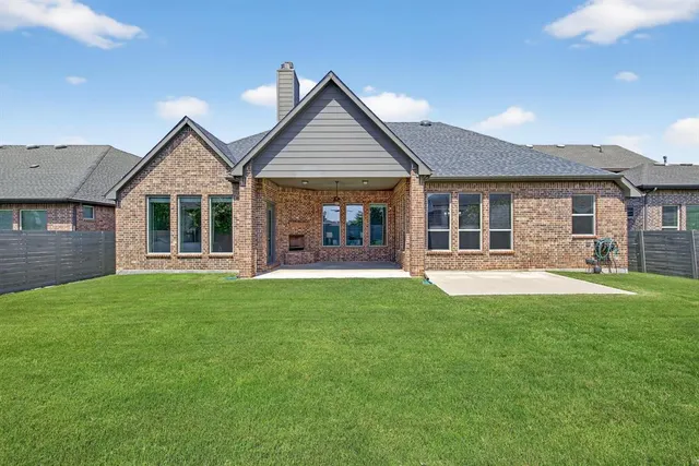 $635,000 | 710 Sunflower Avenue, Argyle, TX 76226