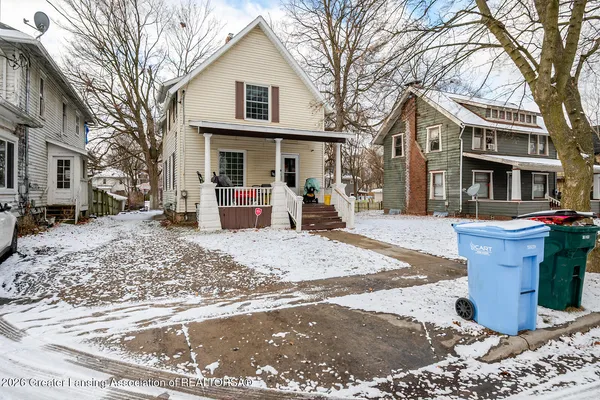 $114,900 | 745 Chicago Avenue, Lansing, MI 48915