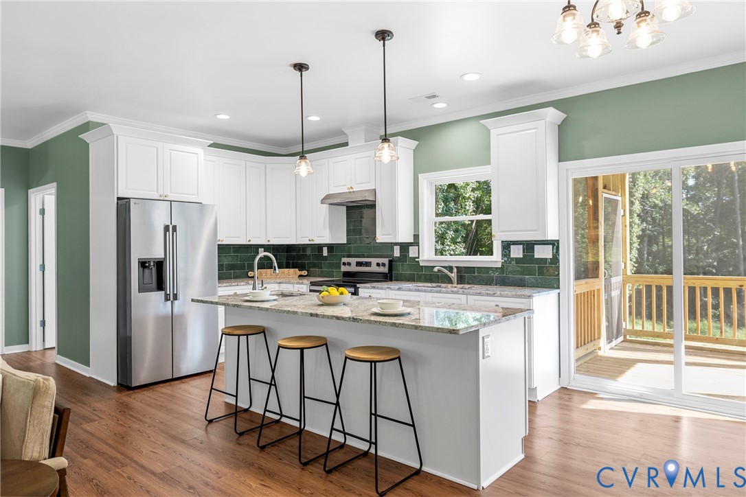 2211 Osborne Road Chester, VA 23831 - Photo 7 of 42 Gallery Image 7
