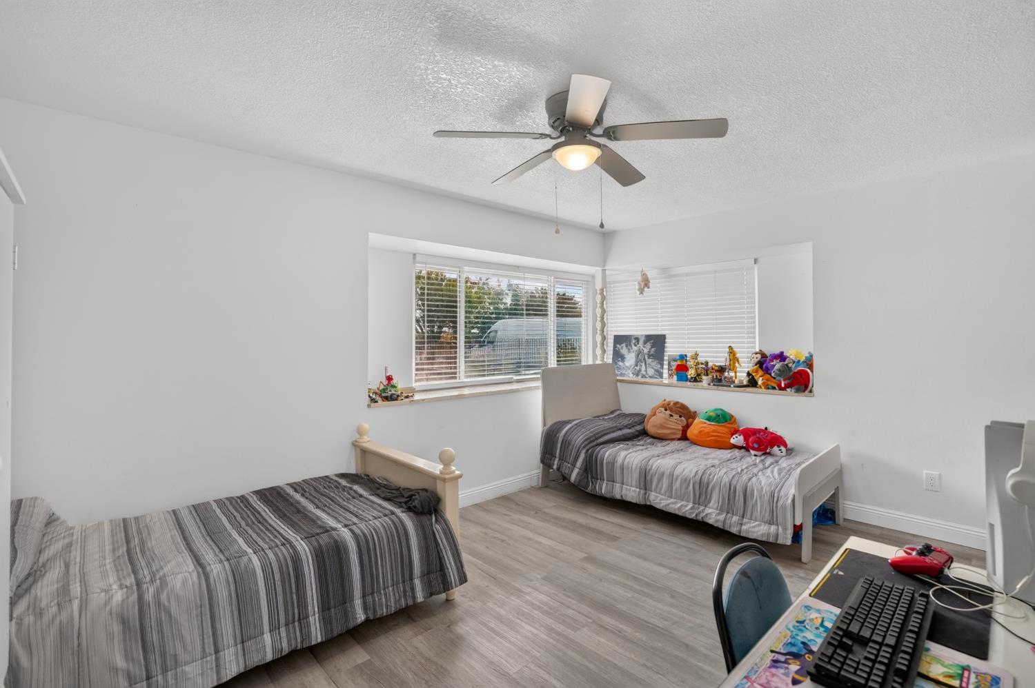12301 East Jahant Road Acampo, CA 95220 - Photo 22 of 45 Gallery Image 22