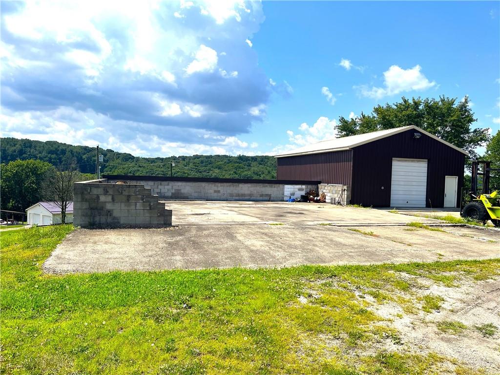 768 Hecla Road Mount Pleasant, PA 15666 - Photo 3 of 27 Gallery Image 3