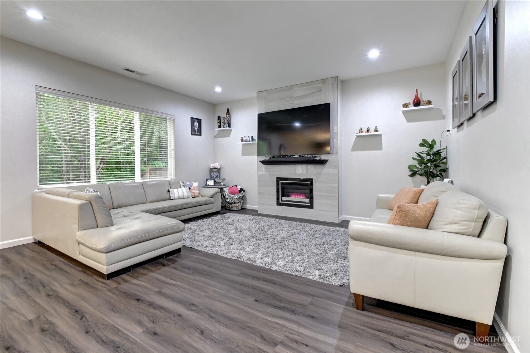 3409 177th Place Southeast Bothell, WA 98012 - Photo 3 of 29