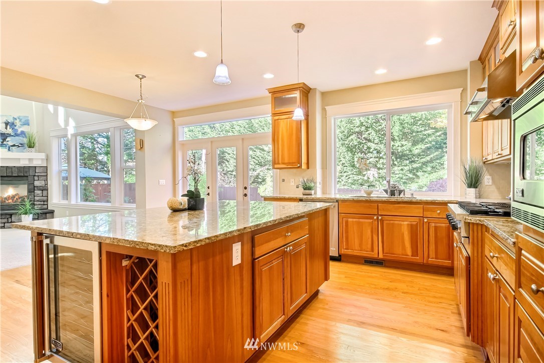 1846 Southeast 8th Place Renton, WA 98057 - Photo 8 of 40 Gallery Image 8