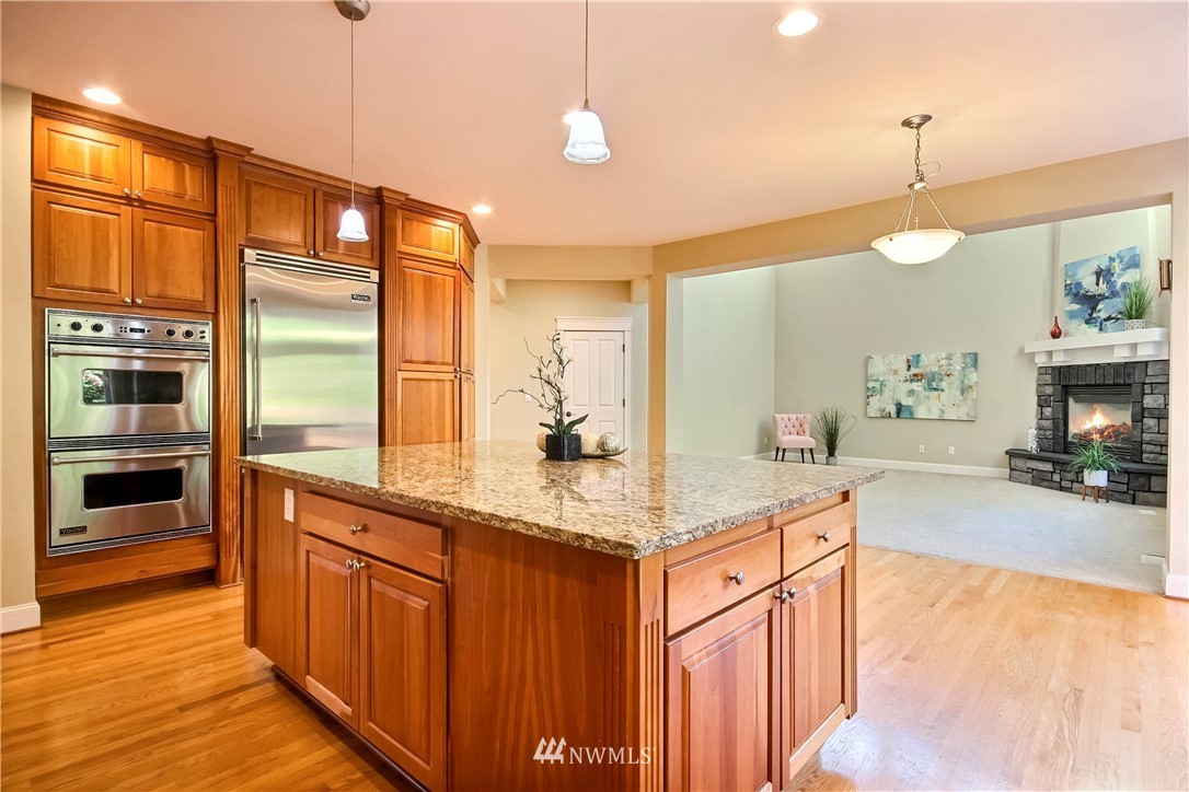 1846 Southeast 8th Place Renton, WA 98057 - Photo 10 of 40 Gallery Image 10