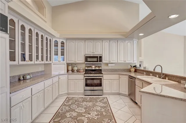 $5,000 | 4683 Clay Peak Drive, Las Vegas, NV 89129