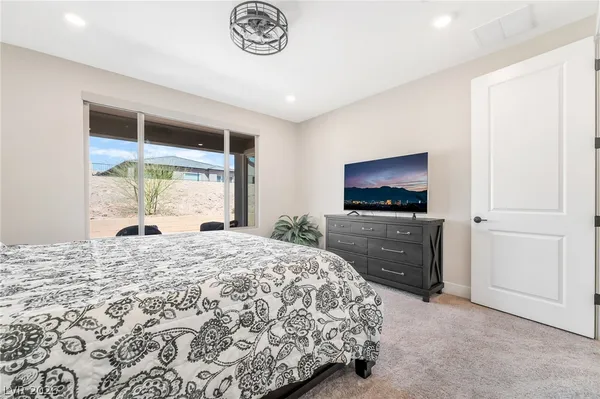 $2,620 | 57 Lk Blf Court, Henderson, NV 89011