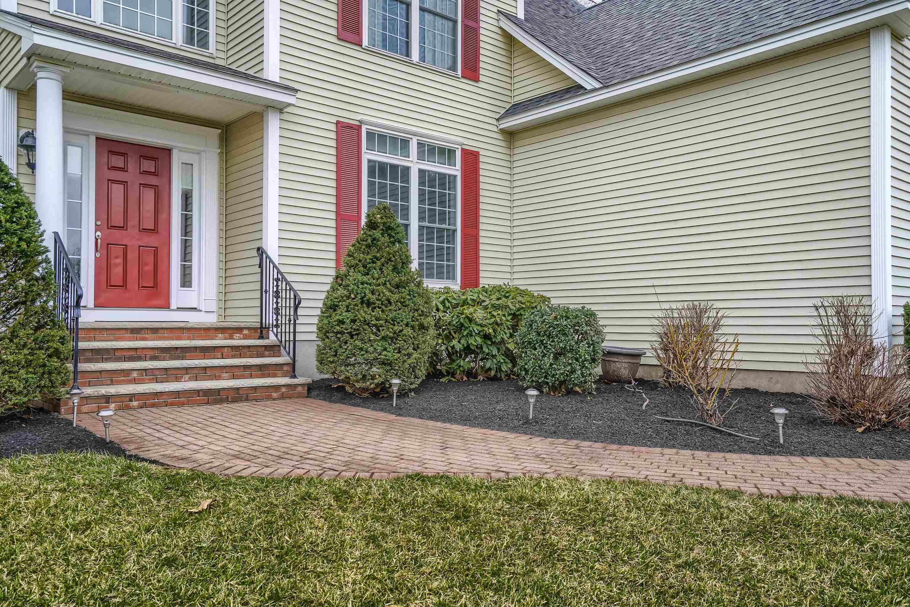 20 Duston Road Windham, NH 03087 - Photo 4 of 40 Gallery Image 4