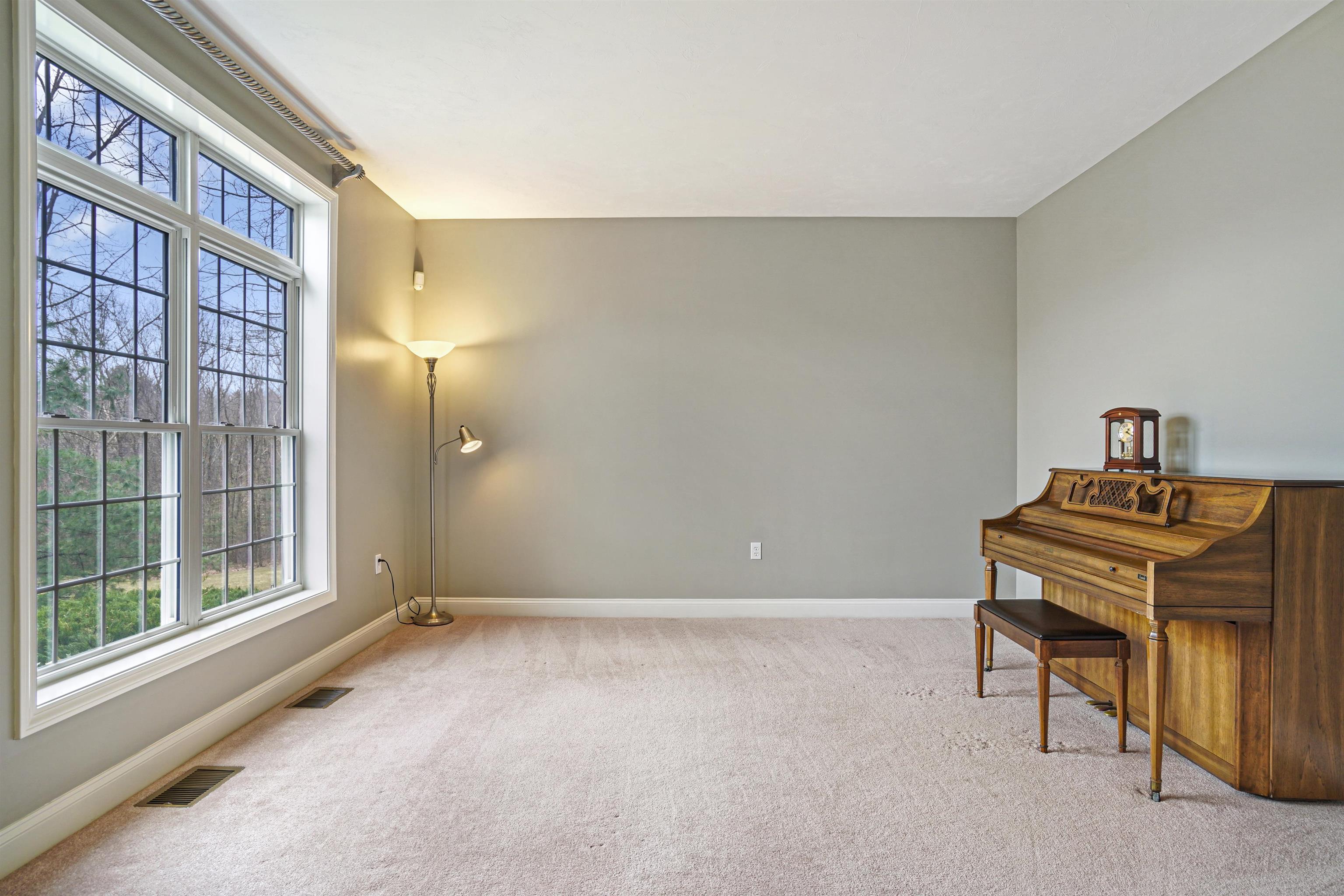 20 Duston Road Windham, NH 03087 - Photo 6 of 40 Gallery Image 6