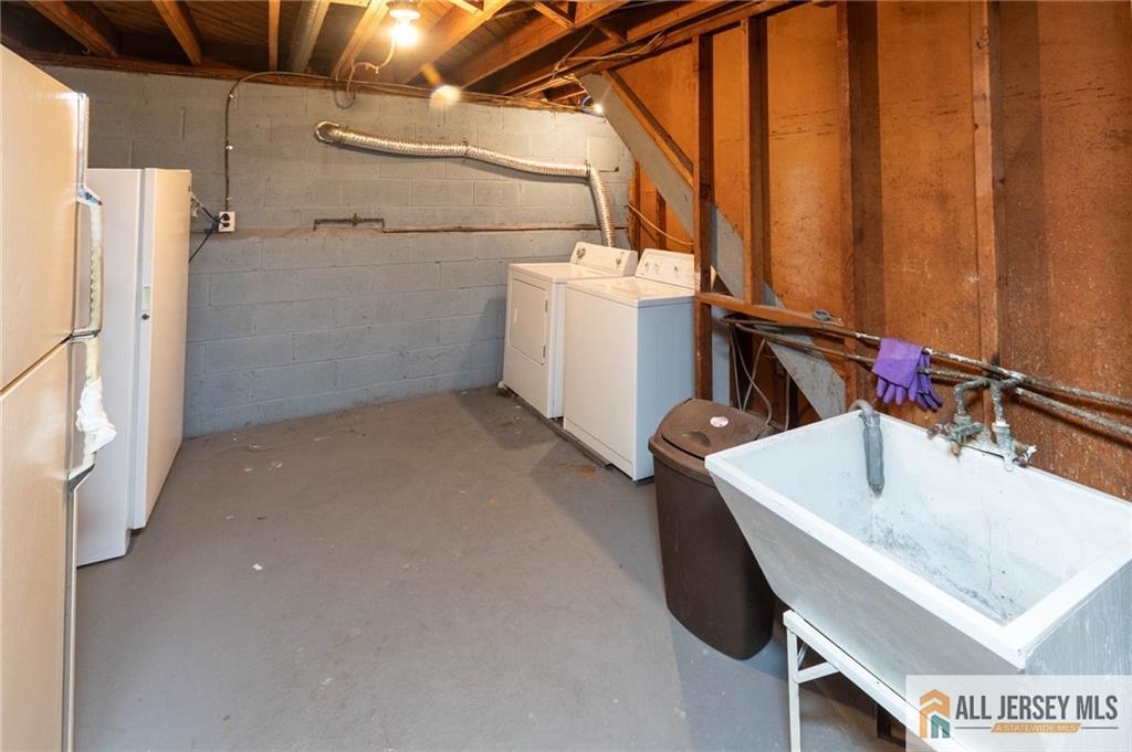 10 Eardley Road Edison, NJ 08817 - Photo 25 of 38