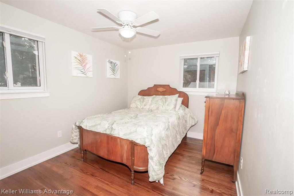 1429 North Pine Street Rochester Hills, MI 48307 - Photo 23 of 41