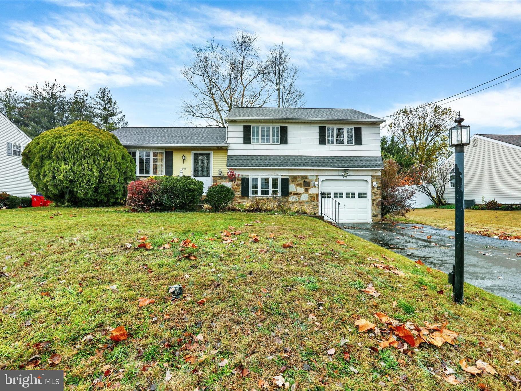 995 Howard Road Warminster, PA 18974 - Photo 1 of 28 Gallery Image 1