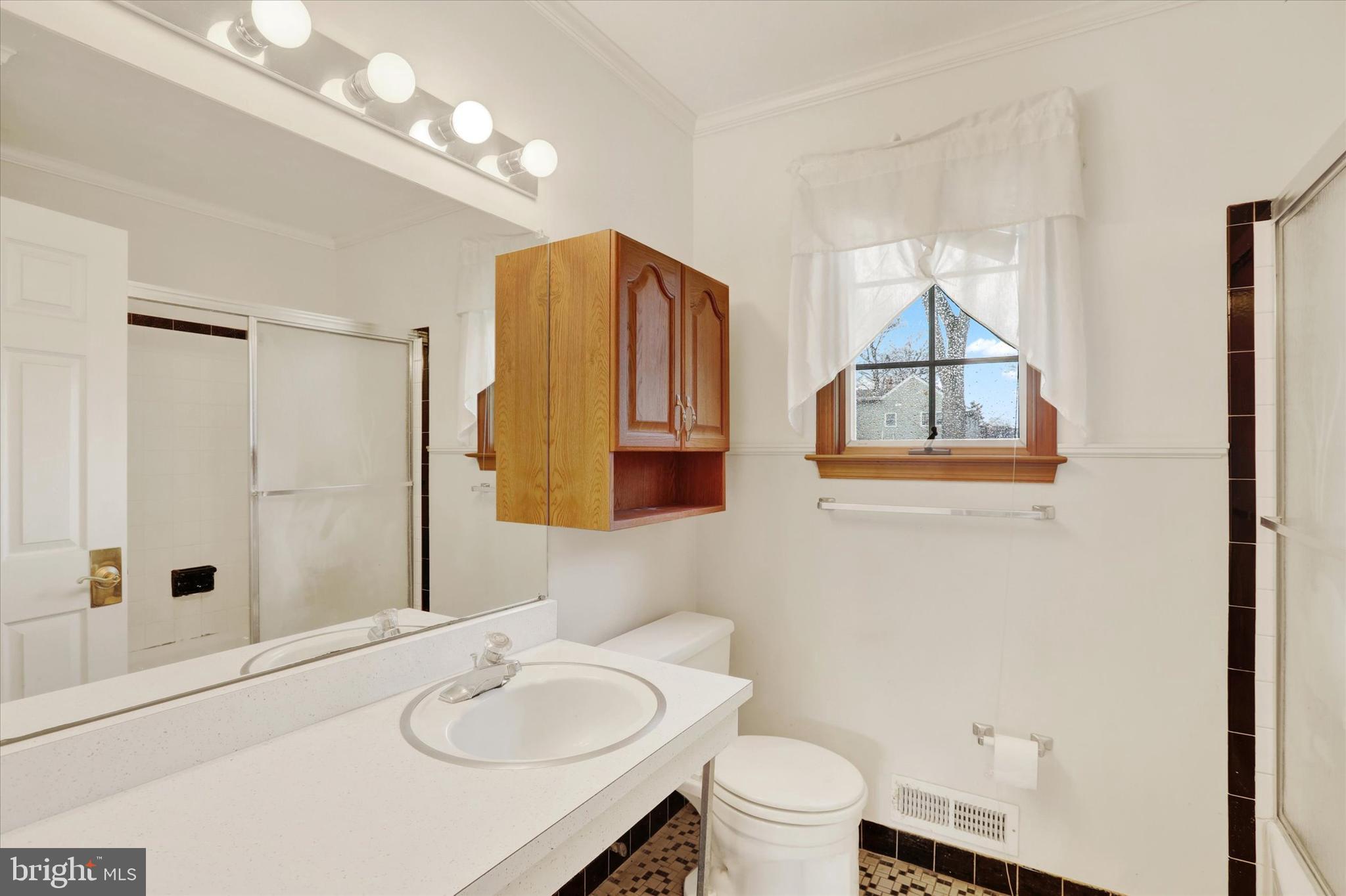 995 Howard Road Warminster, PA 18974 - Photo 15 of 28 Gallery Image 15