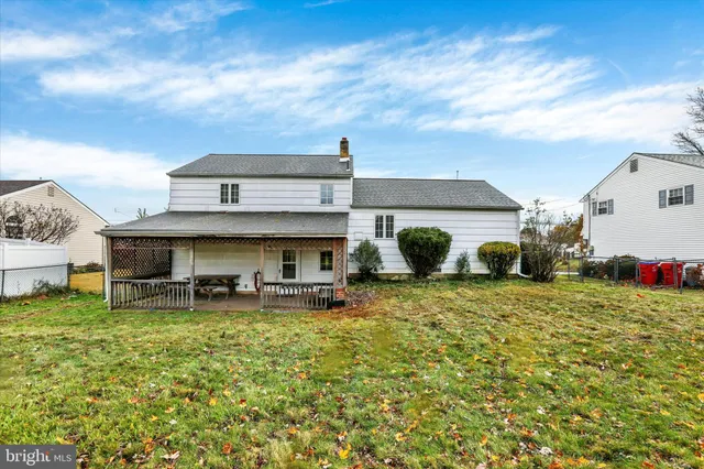 $415,000 | 995 Howard Road, Warminster, PA 18974