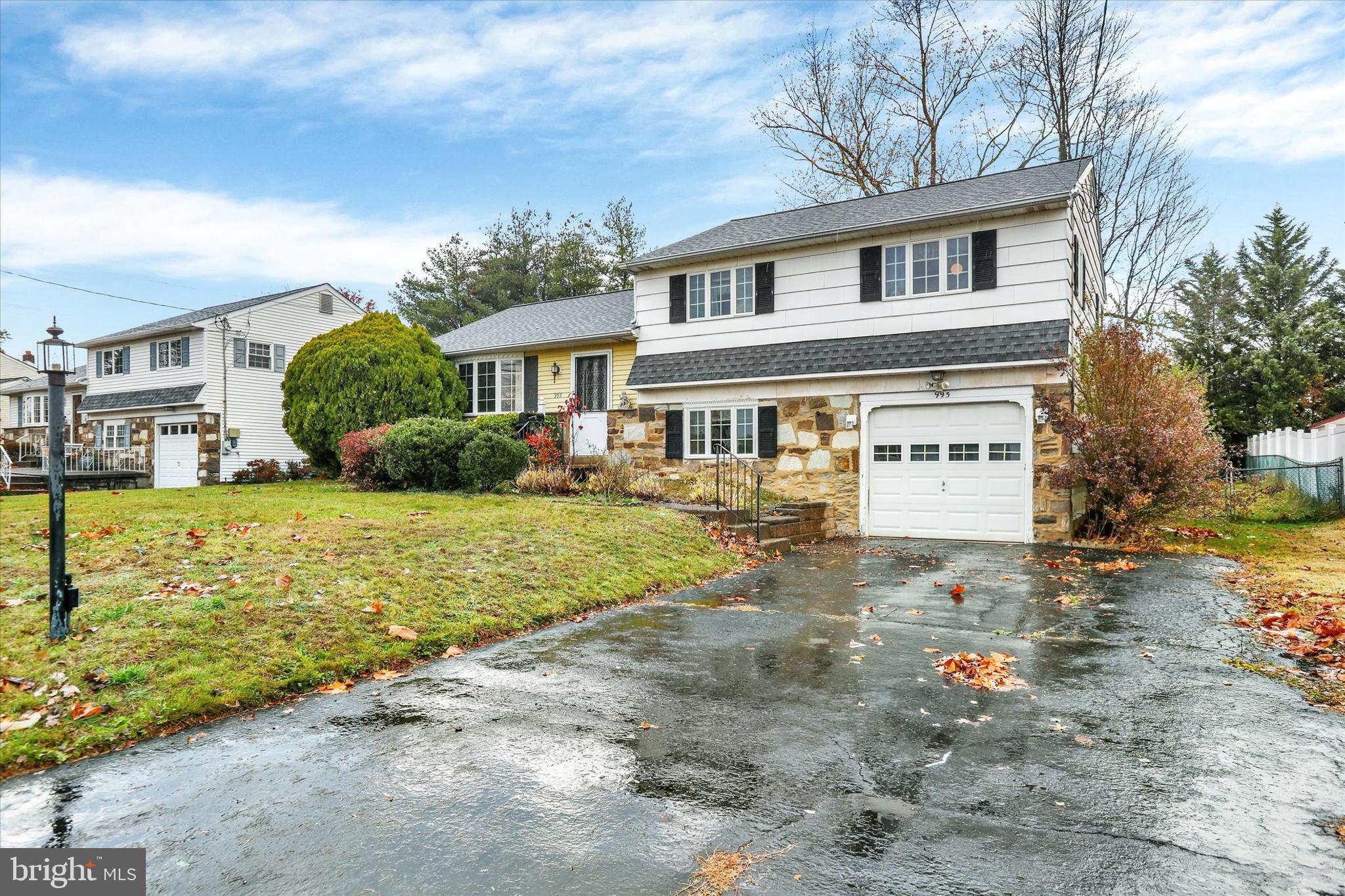 995 Howard Road Warminster, PA 18974 - Photo 3 of 28 Gallery Image 3