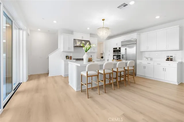 $6,800 | 208 Zawn, Irvine, CA 92618