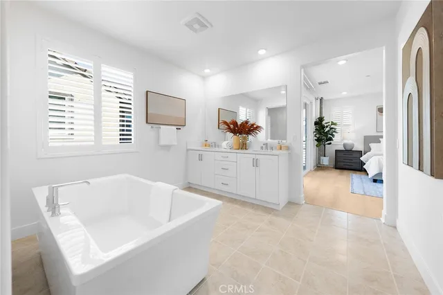 $6,800 | 208 Zawn, Irvine, CA 92618