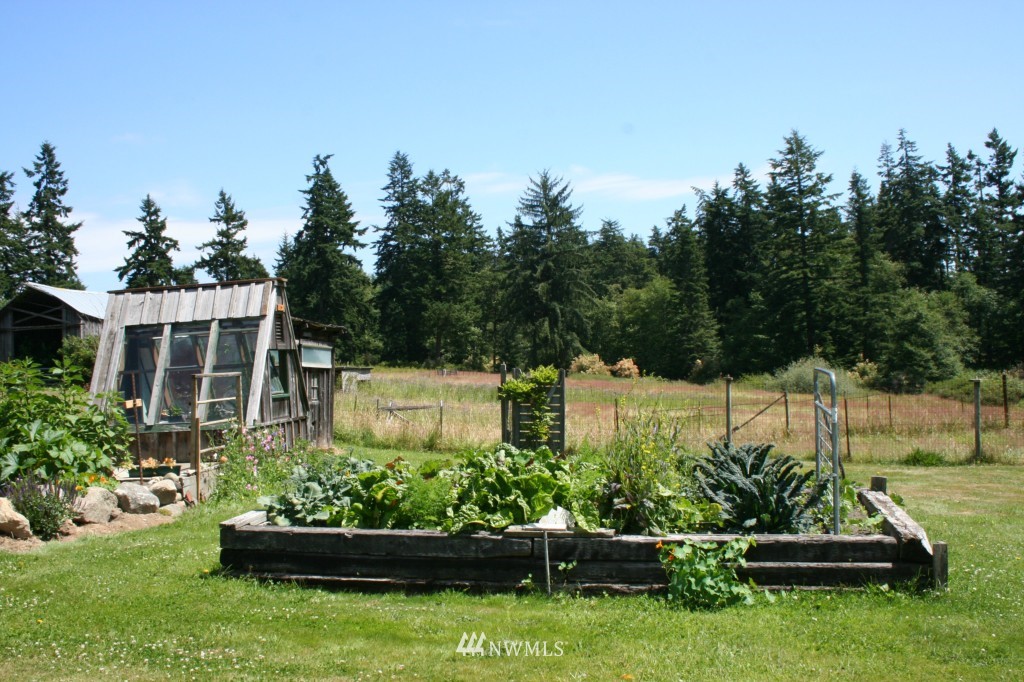 820 Devries Road Oak Harbor, WA 98277 - Photo 19 of 25 Gallery Image 19