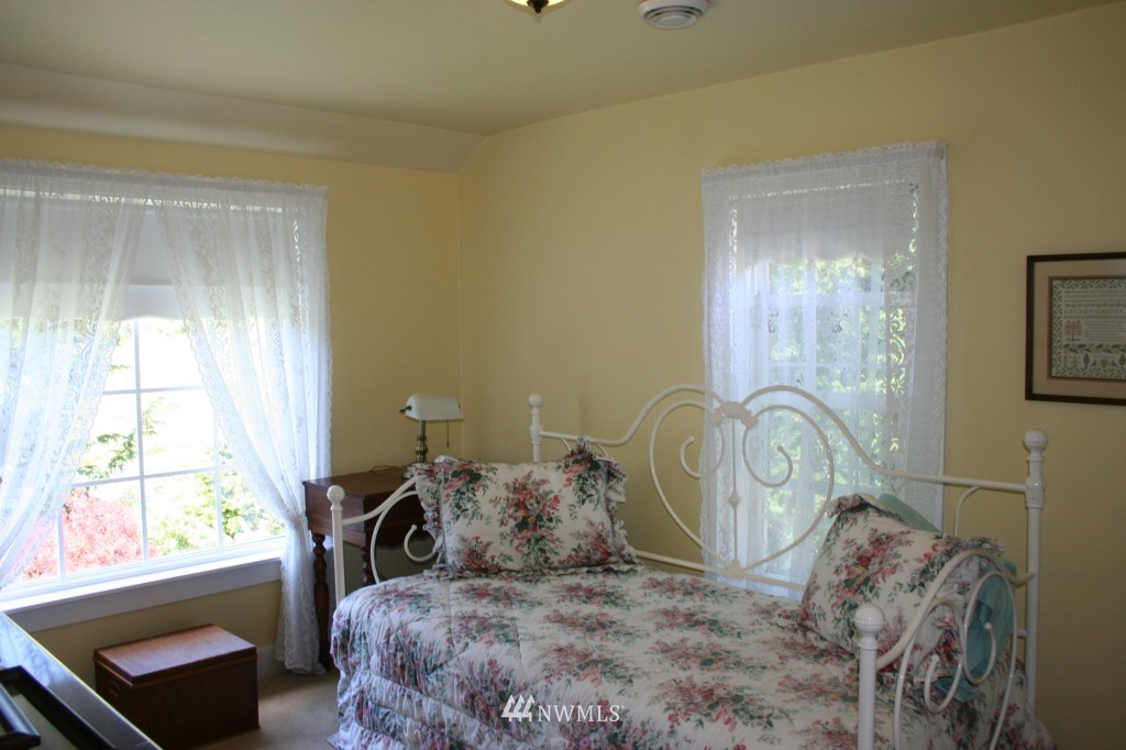 820 Devries Road Oak Harbor, WA 98277 - Photo 10 of 25 Gallery Image 10
