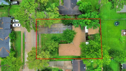 $390,000 | 10318 Knoboak Drive, Houston, TX 77043