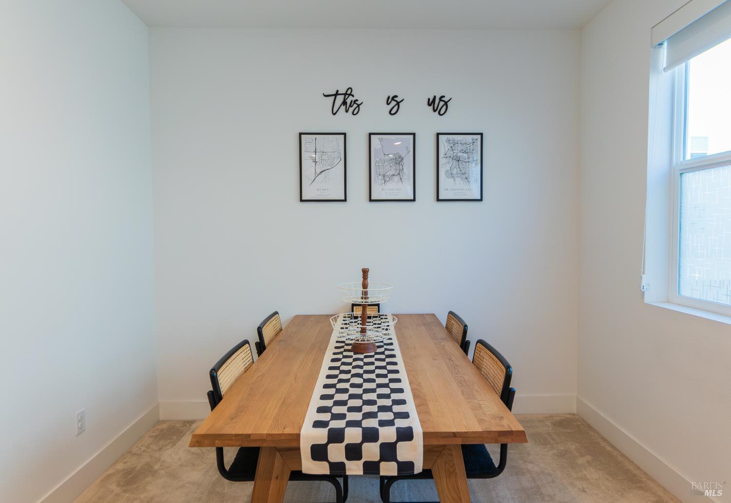 306 Rockview Road Novato, CA 94949 - Photo 16 of 37 a picture of table room with window and lamp