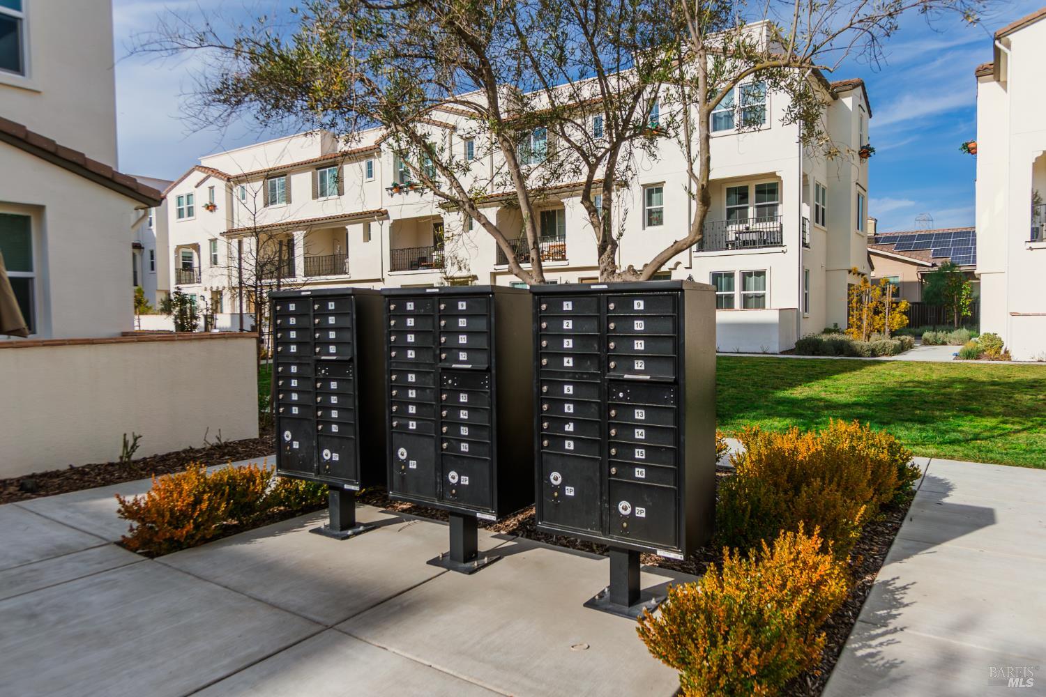 306 Rockview Road Novato, CA 94949 - Photo 34 of 37 front view of a house with a yard