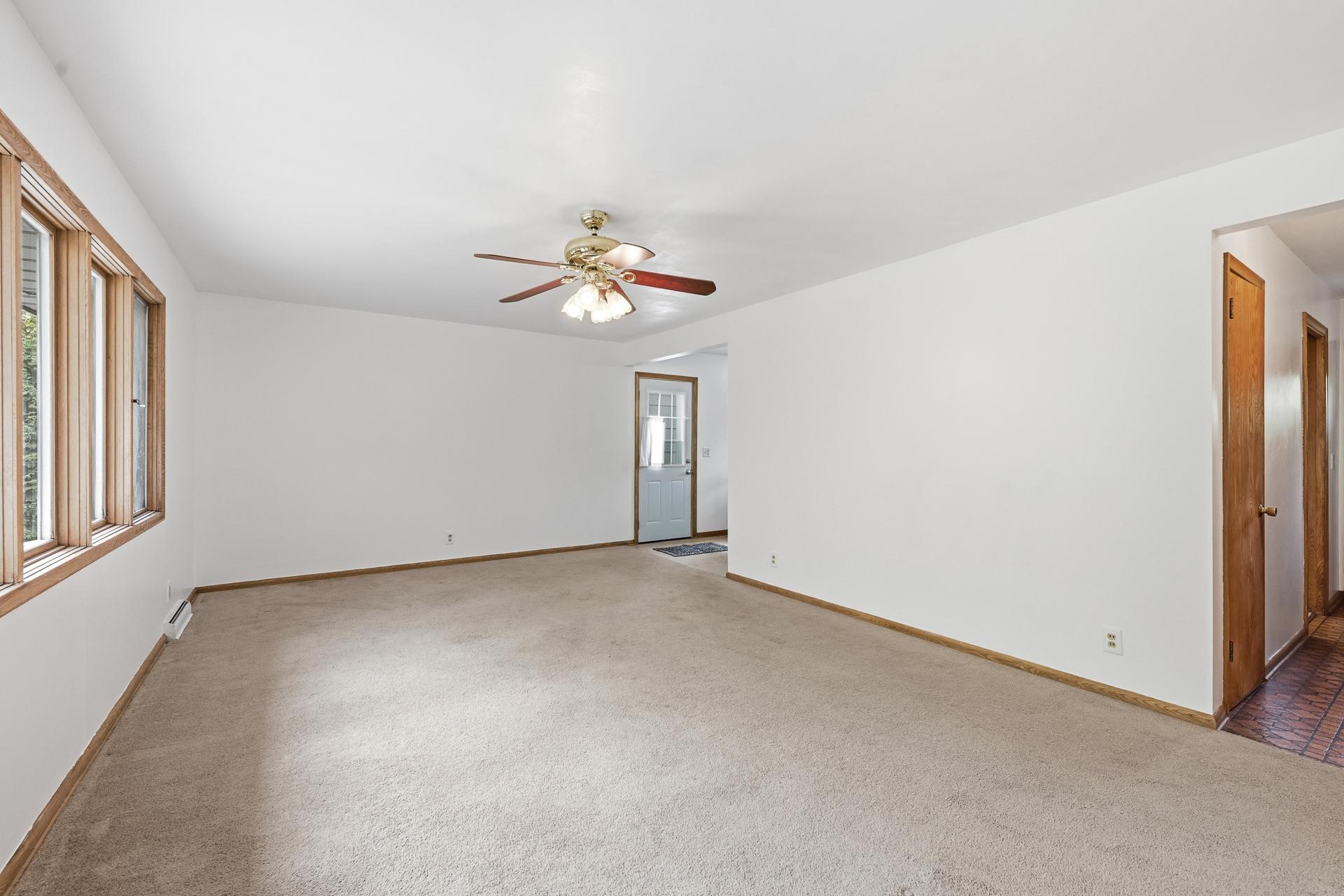 4109 Windridge Circle Hopkins, MN 55305 - Photo 9 of 48