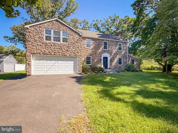 $775,000 | 1704 Makefield Road, Yardley, PA 19067