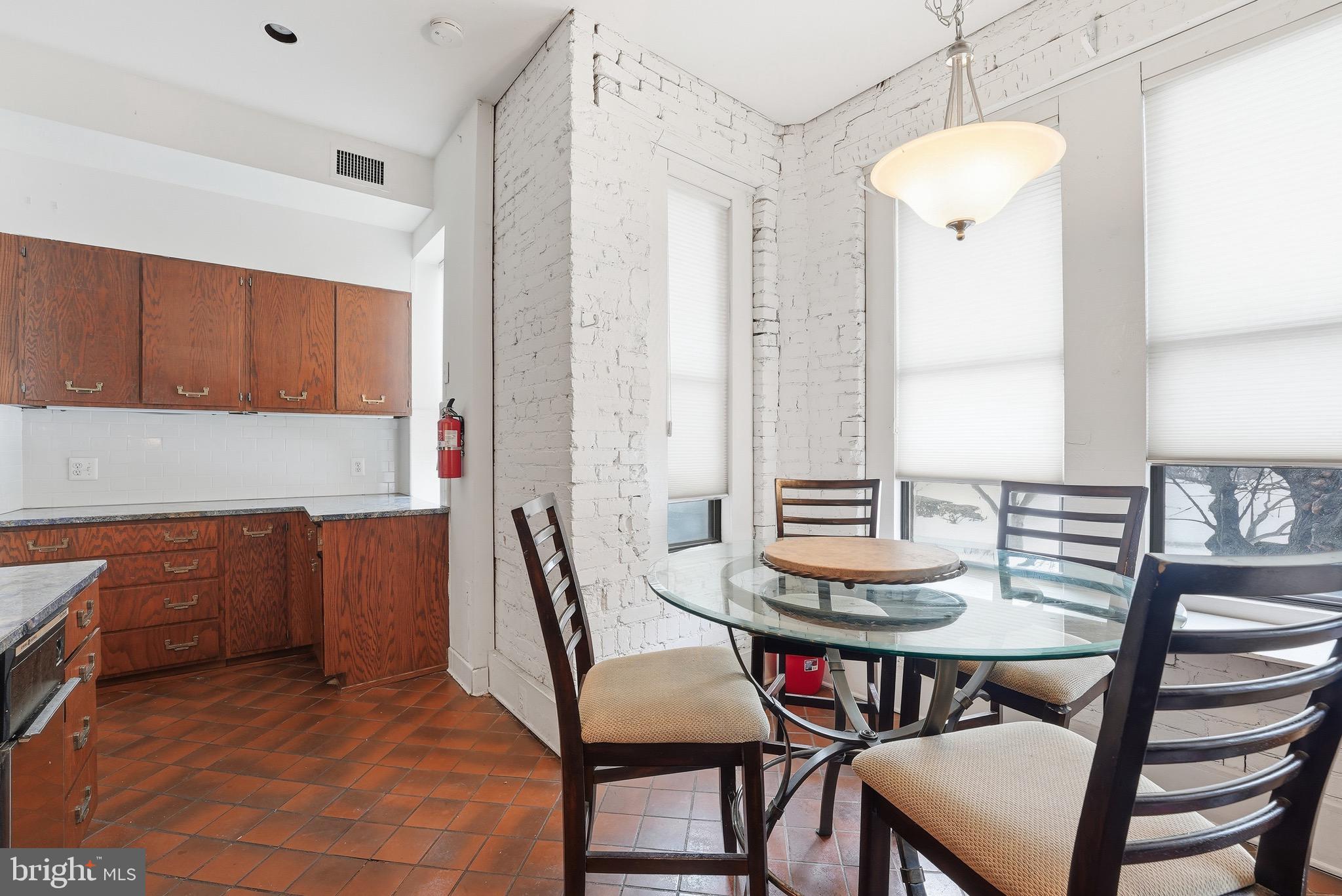 2211 Washington Circle Northwest Washington, DC 20037 - Photo 16 of 39