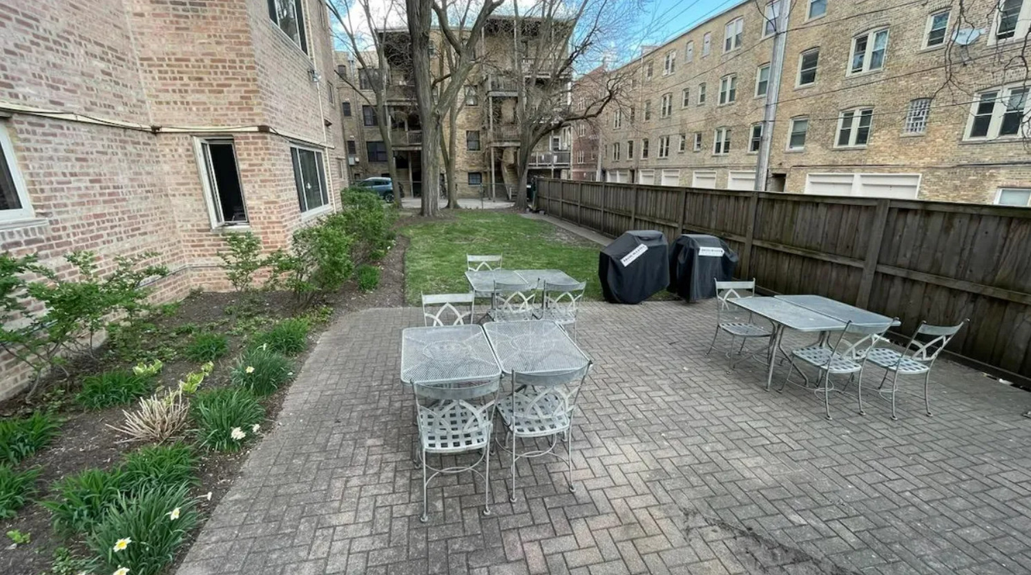 835 Ridge Avenue, Unit 102 Evanston, IL 60202 - Photo 17 of 18 Gallery Image 17
