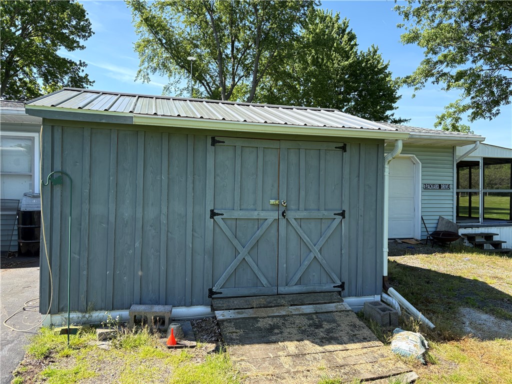 449 Palmer Road Riga, NY 14428 - Photo 4 of 25
