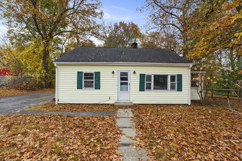18 Long Lake Road Littleton, MA 01460 - Photo 1 of 39 Gallery Image 1