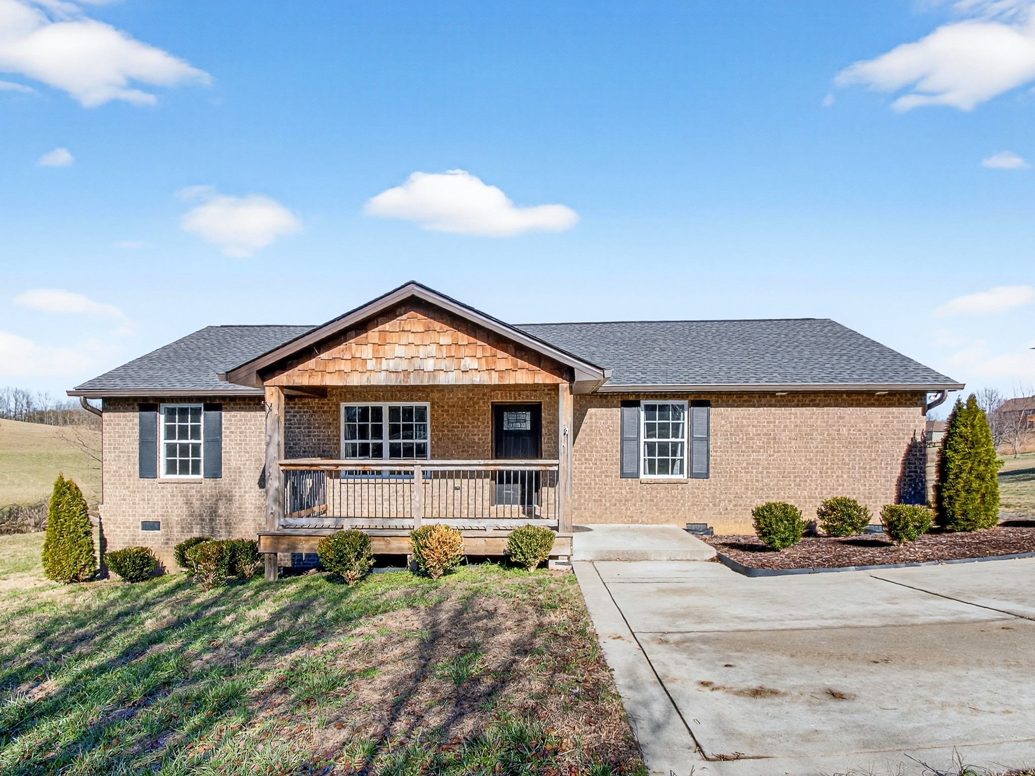 621 Womack Road Bethpage, TN 37022 - Photo 2 of 50