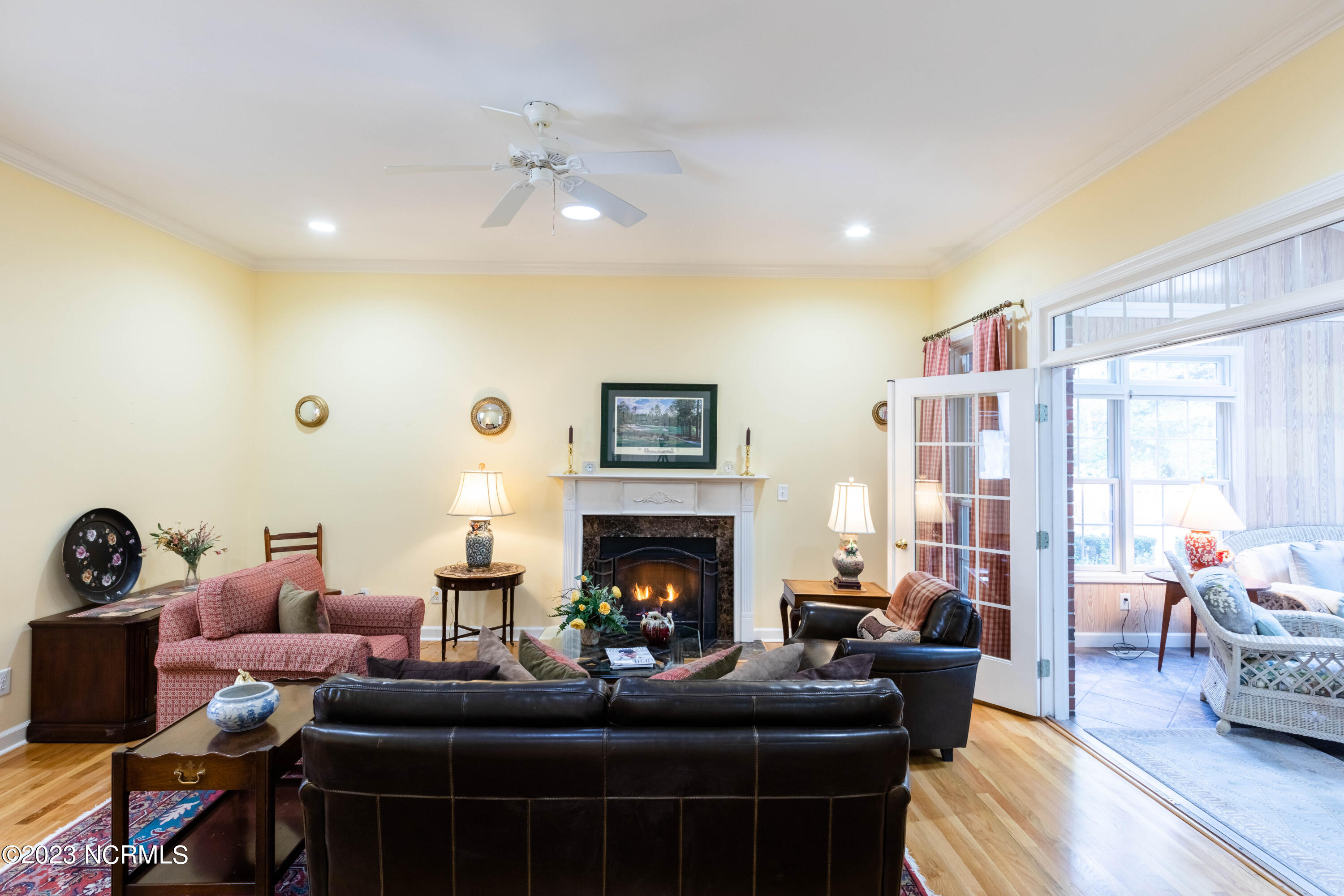 15 Wilson Road Pinehurst, NC 28374 - Photo 4 of 36 Living Room Opens to Great Room