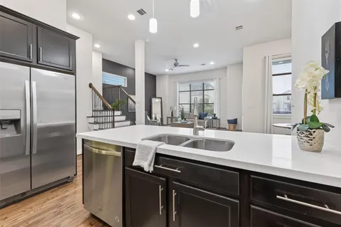 $3,150 | 1508 Beall Street, Houston, TX 77008