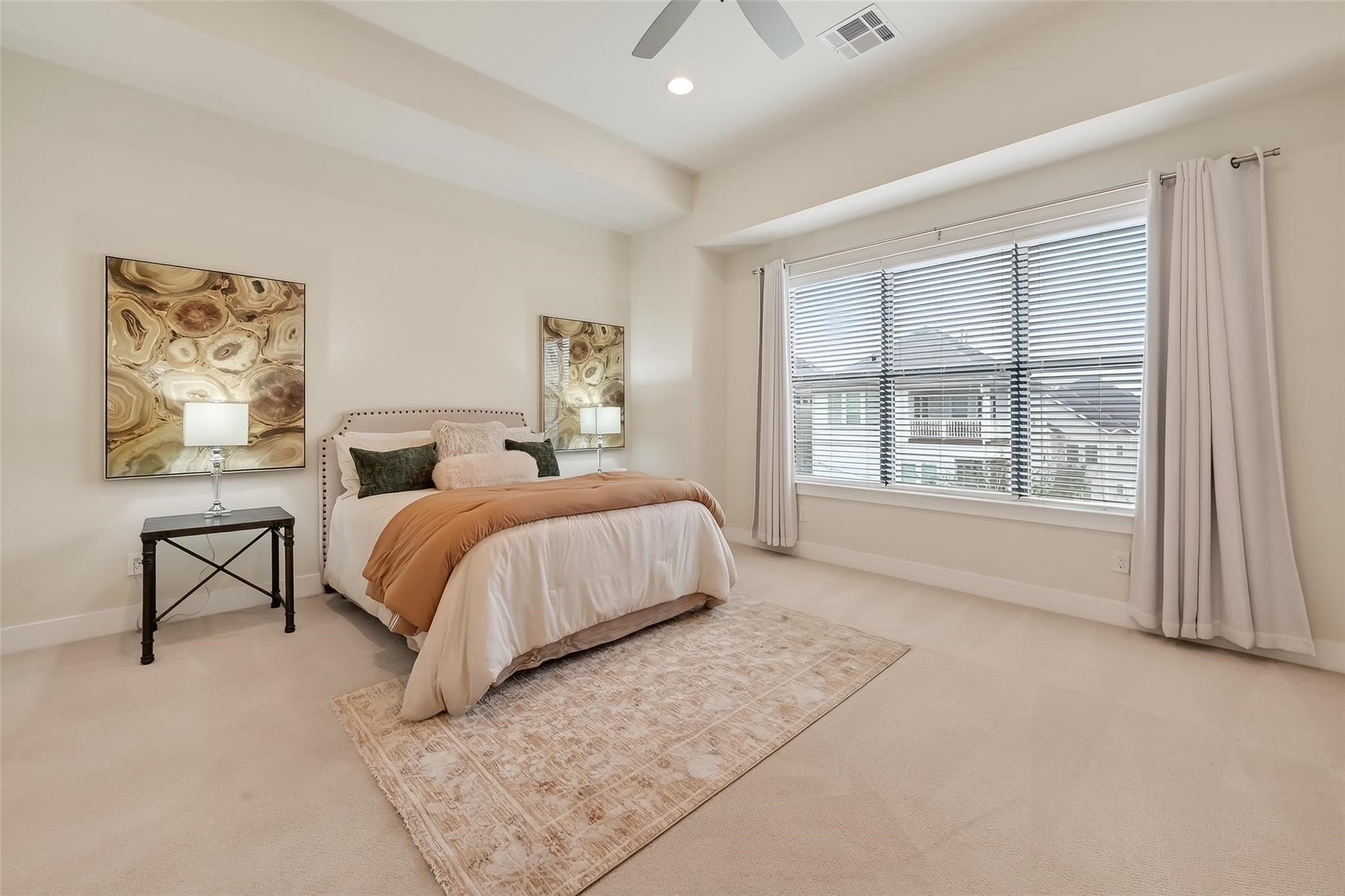 1508 Beall Street Houston, TX 77008 - Photo 3 of 40