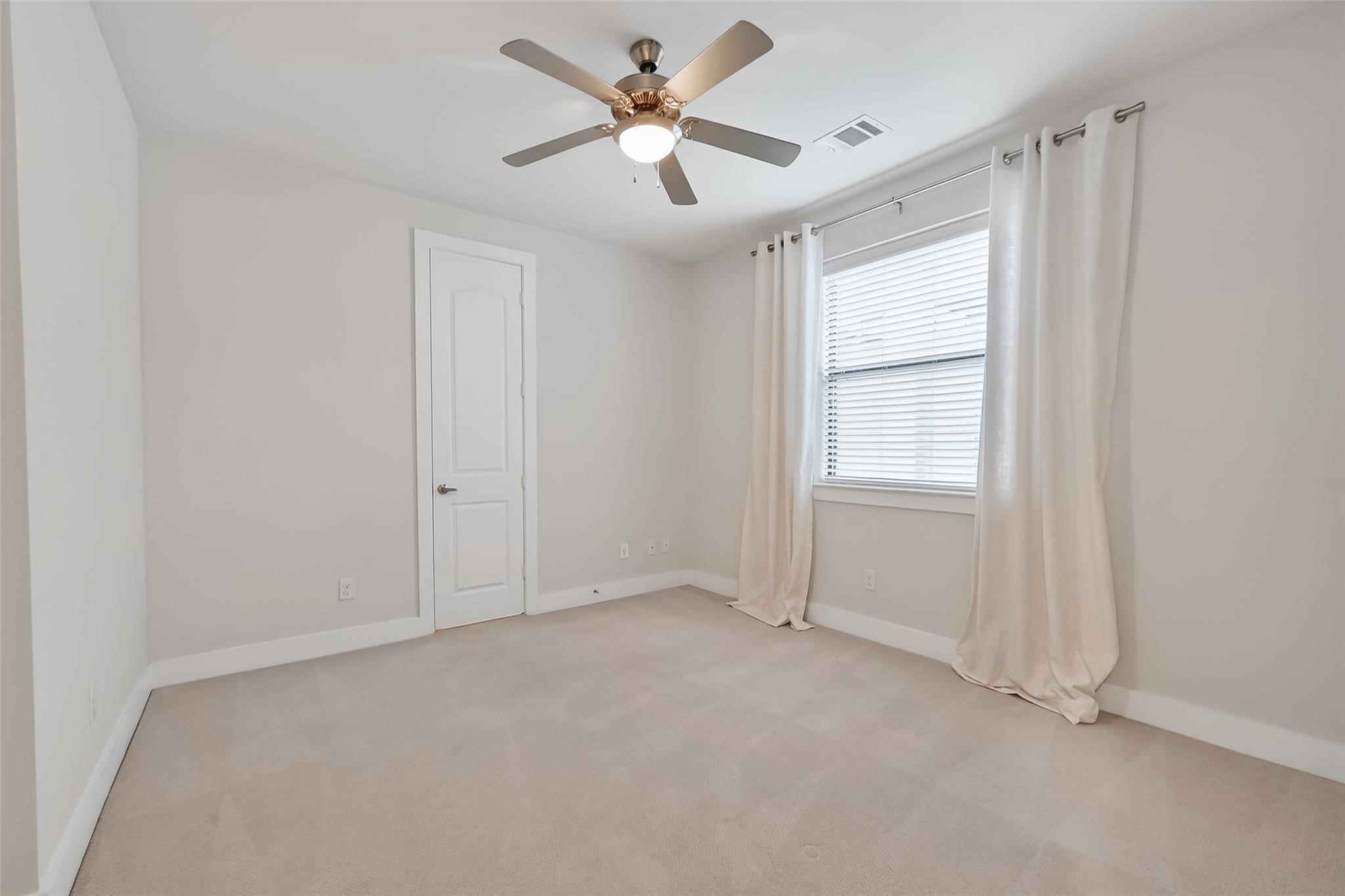 1508 Beall Street Houston, TX 77008 - Photo 35 of 40