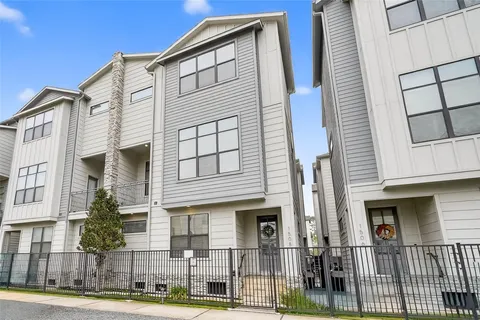 $3,150 | 1508 Beall Street, Houston, TX 77008
