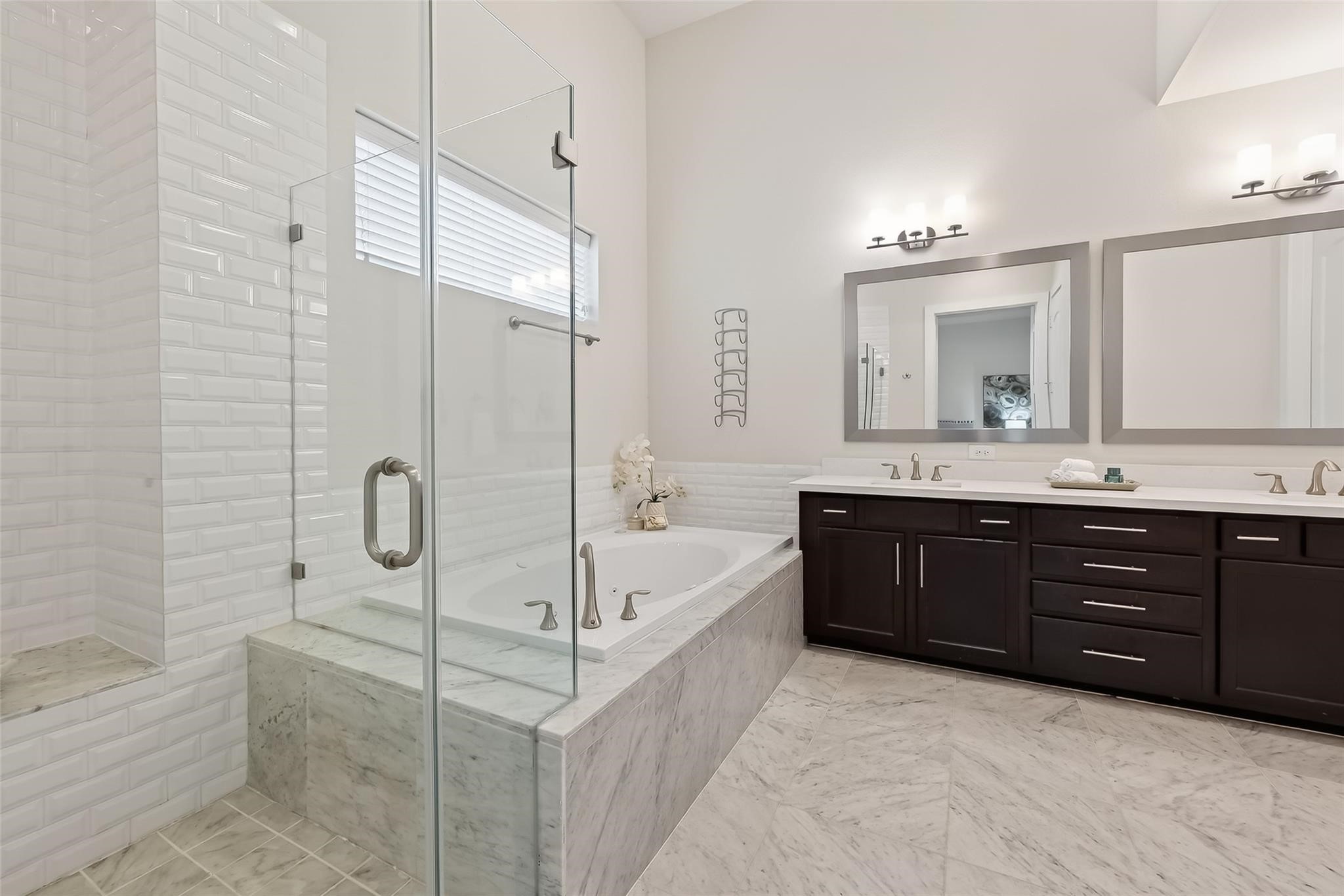 1508 Beall Street Houston, TX 77008 - Photo 4 of 40