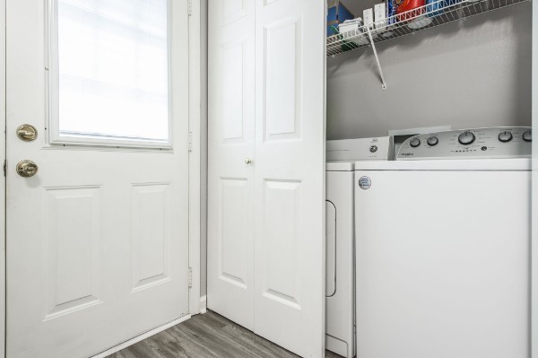 430 Walton Ferry Road, Unit 807 Hendersonville, TN 37075 - Photo 11 of 24 a utility room with dryer and washer