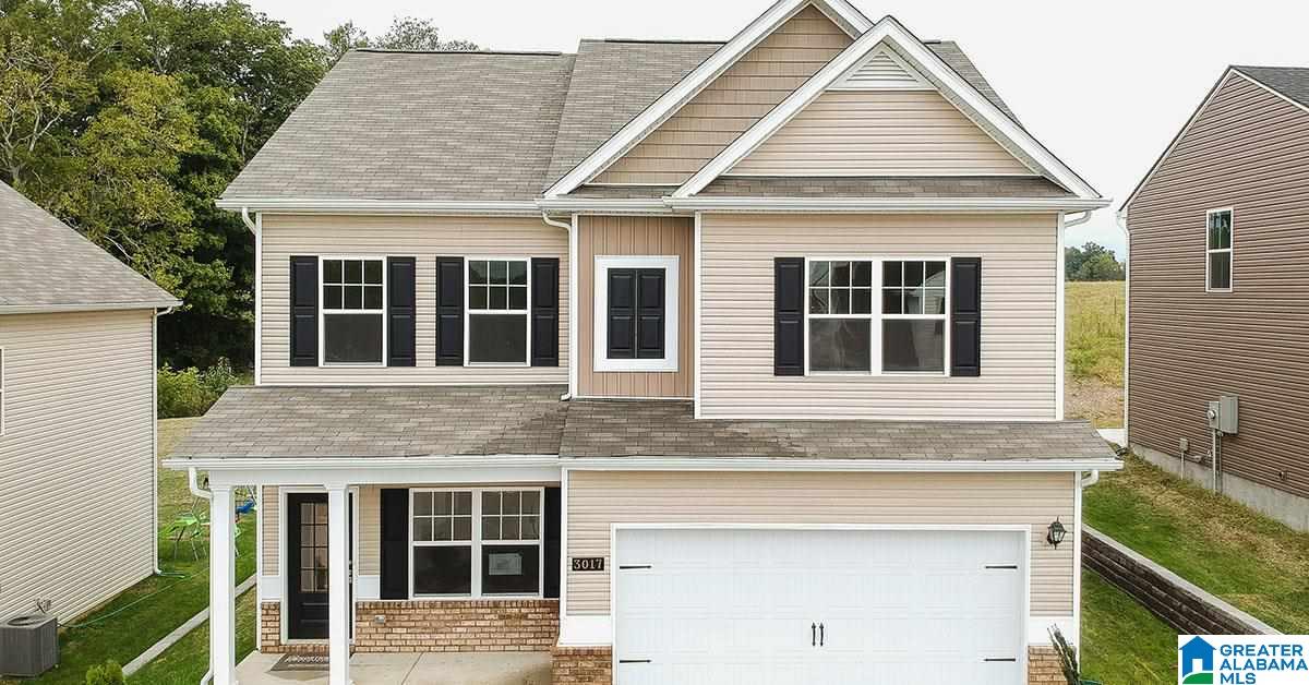 751 Ridgeway Avenue Columbiana, AL 35051 - Photo 1 of 32