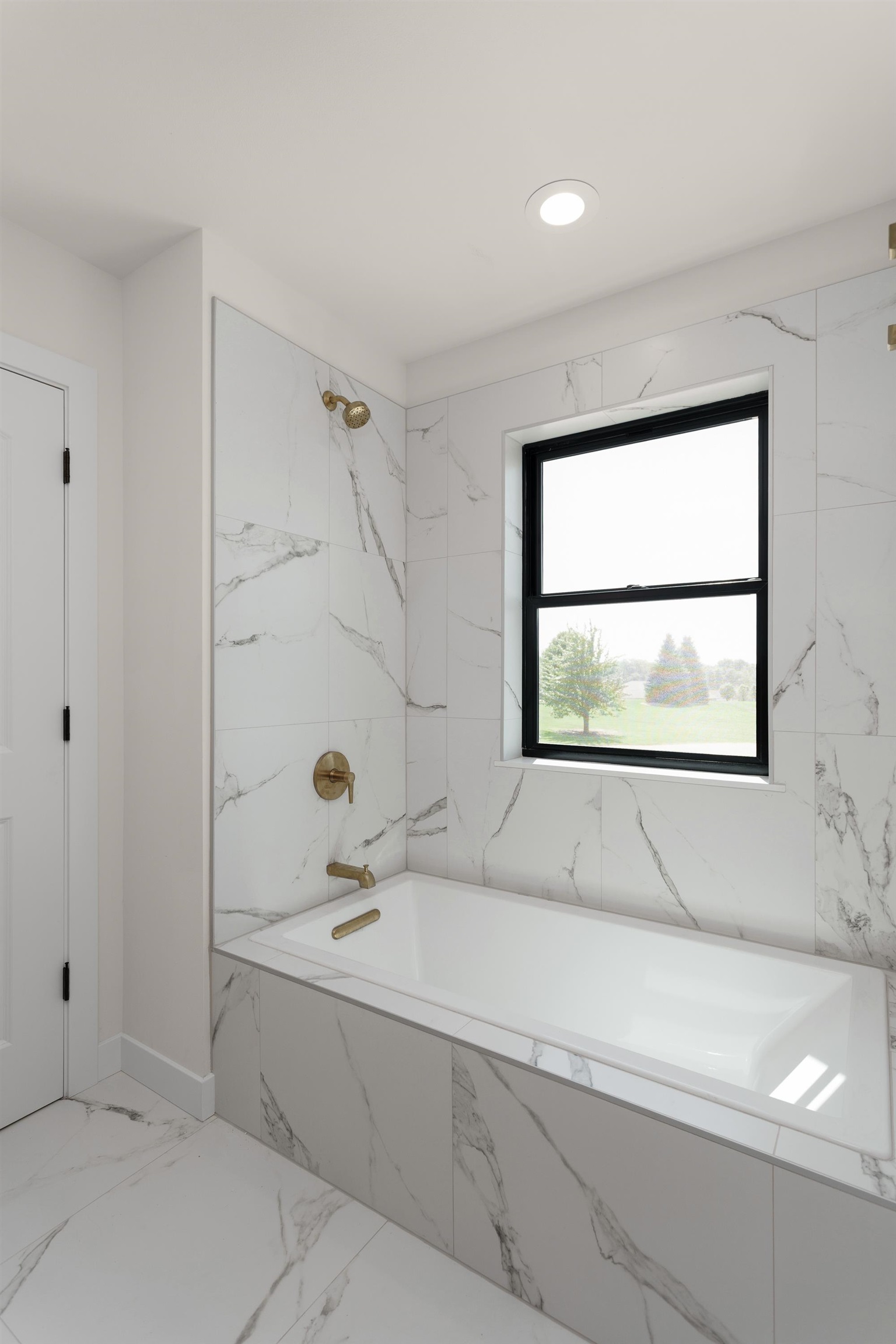 7184 Pfeil Bend Sun Prairie, WI 53590 - Photo 40 of 65 Gallery Image 40