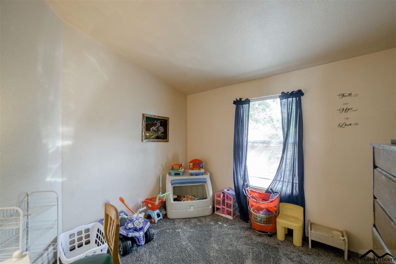 23201 Kindlespire Road Proberta, CA 96078 - Photo 11 of 14