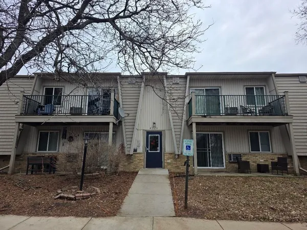 $143,999 | 4326 Melody Lane, Unit 202, Madison, WI 53704